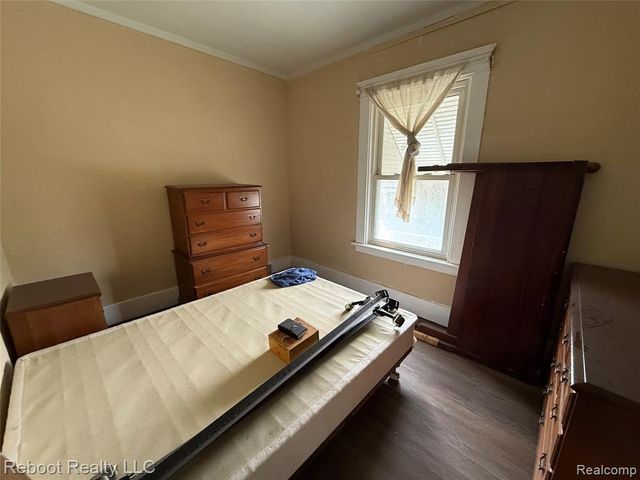 5230 Maplewood Street, Detroit, MI 48204