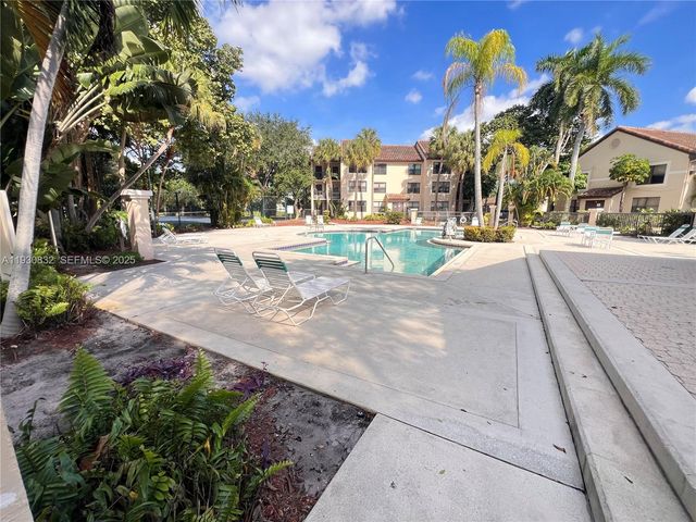 4581 W Mcnab Rd 22, Pompano Beach, FL 33069