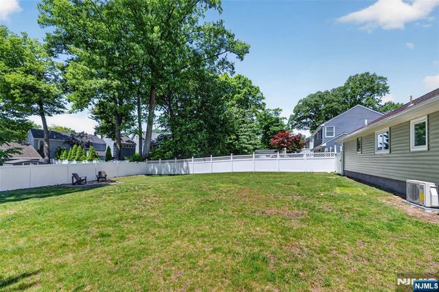 101 Sheldon Street, Wyckoff, NJ 07481