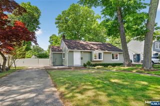 101 Sheldon Street, Wyckoff, NJ 07481