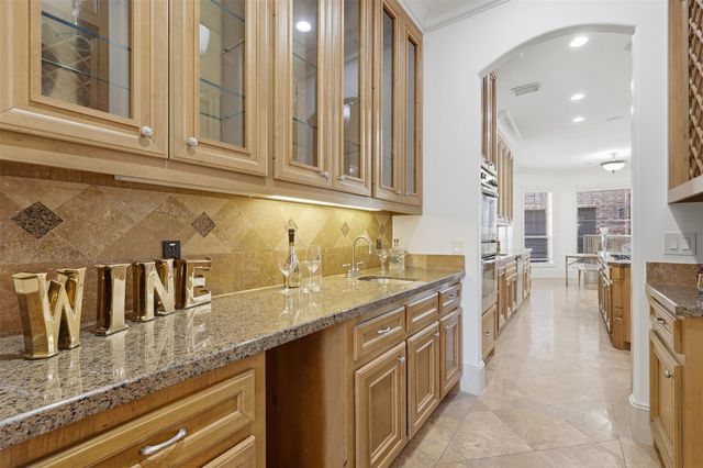 539 Wisteria Street, Bellaire, TX 77401