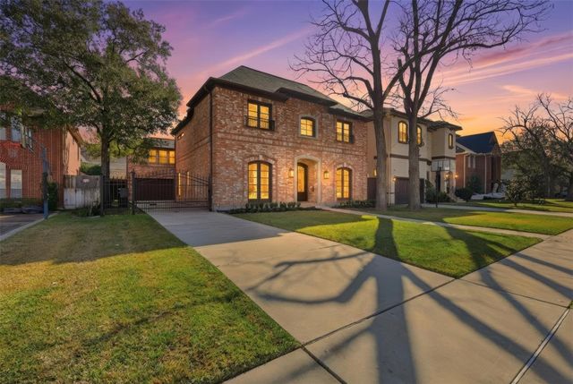 539 Wisteria Street, Bellaire, TX 77401