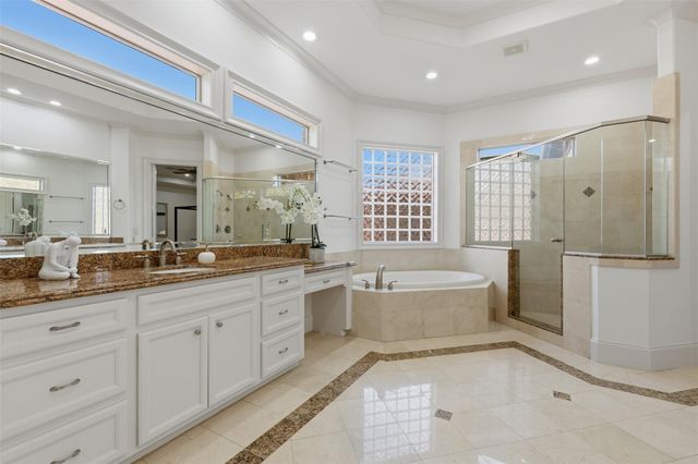 539 Wisteria Street, Bellaire, TX 77401