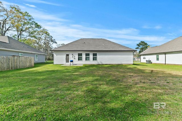 302 Kennesaw Avenue, Bay Minette, AL 36507