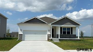 8520 S 179th Street, Omaha, NE 68137