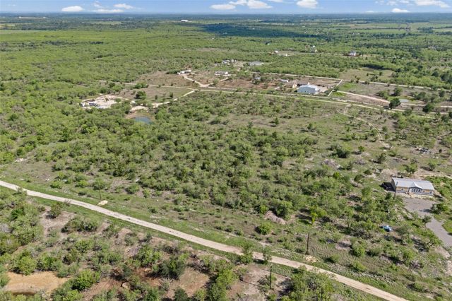 3882 Dry Creek RD, Lockhart, TX 78644