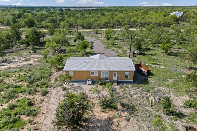 3882 Dry Creek RD, Lockhart, TX 78644