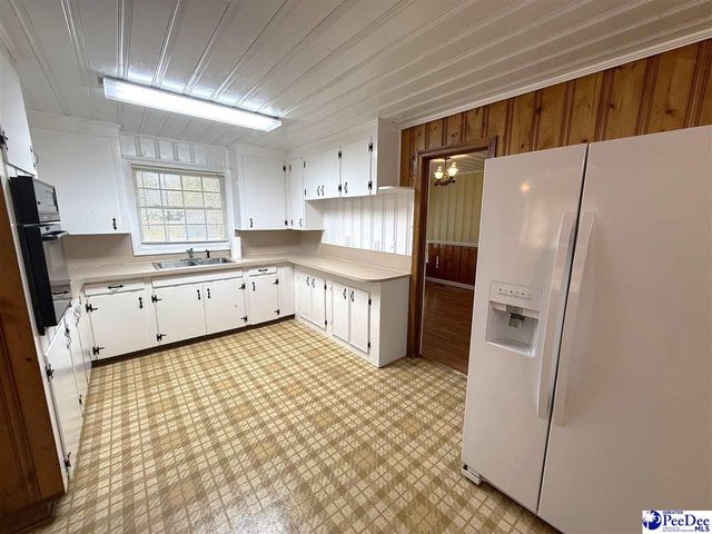 764 1st Oxtown Road, Scranton, SC 29591