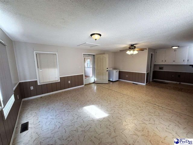 764 1st Oxtown Road, Scranton, SC 29591