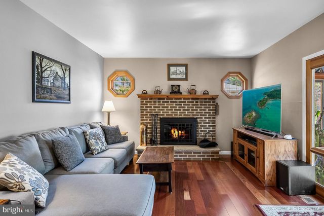 446 PROSPECT AVE, West Berlin, NJ 08091