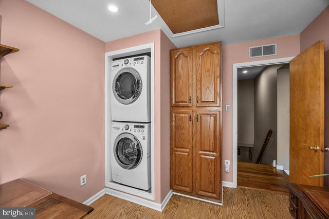 446 PROSPECT AVE, West Berlin, NJ 08091