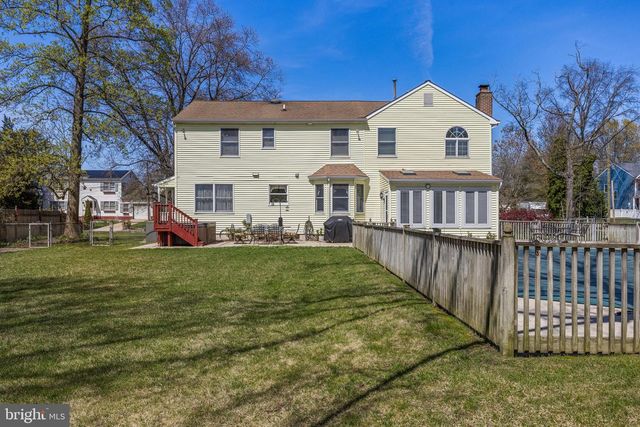 446 PROSPECT AVE, West Berlin, NJ 08091