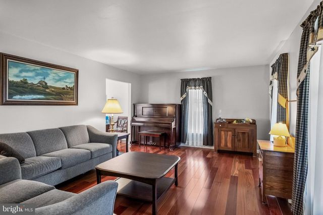 446 PROSPECT AVE, West Berlin, NJ 08091