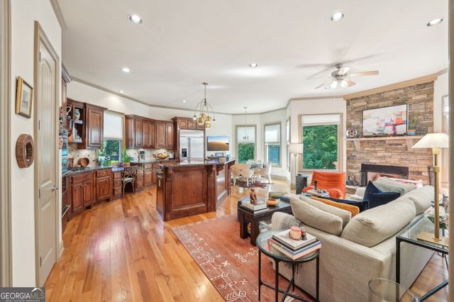 4162 Cumberland Point Drive, Gainesville, GA 30504