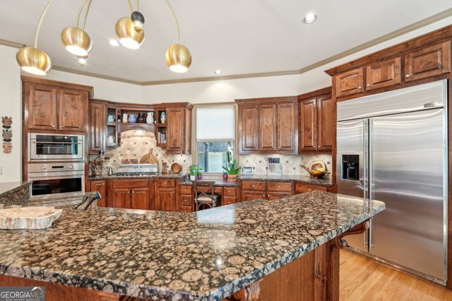 4162 Cumberland Point Drive, Gainesville, GA 30504