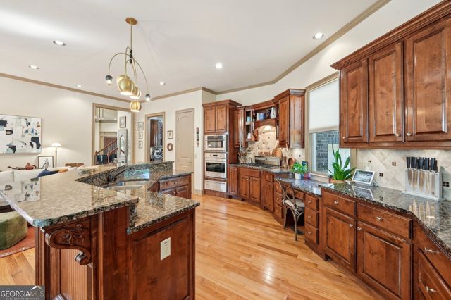 4162 Cumberland Point Drive, Gainesville, GA 30504