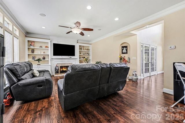 3047 Pinewood Hill Drive, Matthews, NC 28105