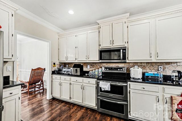 3047 Pinewood Hill Drive, Matthews, NC 28105