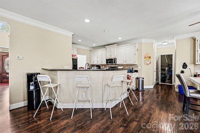 3047 Pinewood Hill Drive, Matthews, NC 28105