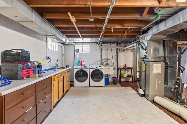 444 Lexington Parkway S 2, Saint Paul, MN 55105