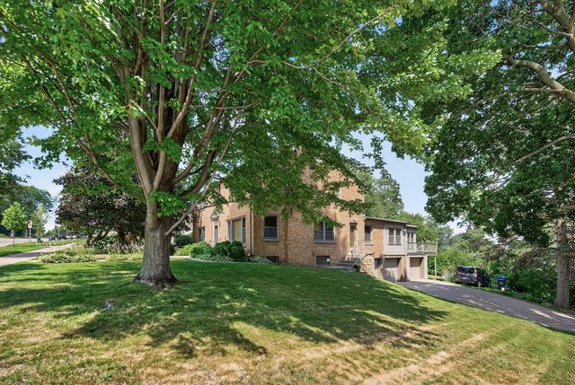 444 Lexington Parkway S 2, Saint Paul, MN 55105