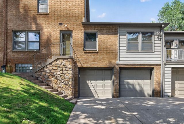 444 Lexington Parkway S 2, Saint Paul, MN 55105