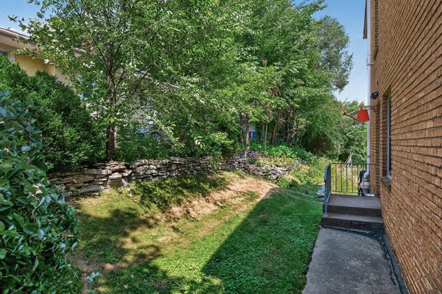 444 Lexington Parkway S 2, Saint Paul, MN 55105