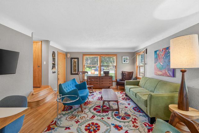444 Lexington Parkway S 2, Saint Paul, MN 55105