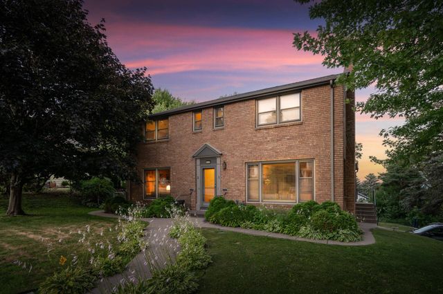 444 Lexington Parkway S 2, Saint Paul, MN 55105