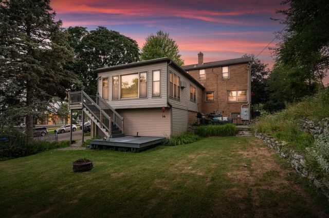 444 Lexington Parkway S 2, Saint Paul, MN 55105