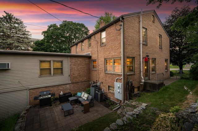 444 Lexington Parkway S 2, Saint Paul, MN 55105