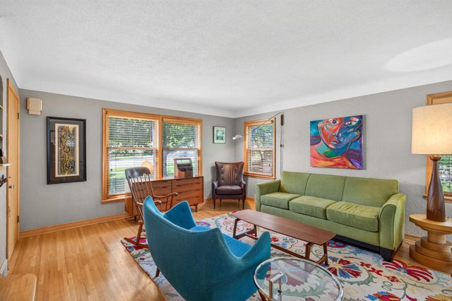 444 Lexington Parkway S 2, Saint Paul, MN 55105