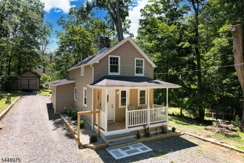 365 Bonnie Burn Rd, Watchung Boro, NJ 07069 — photo 2