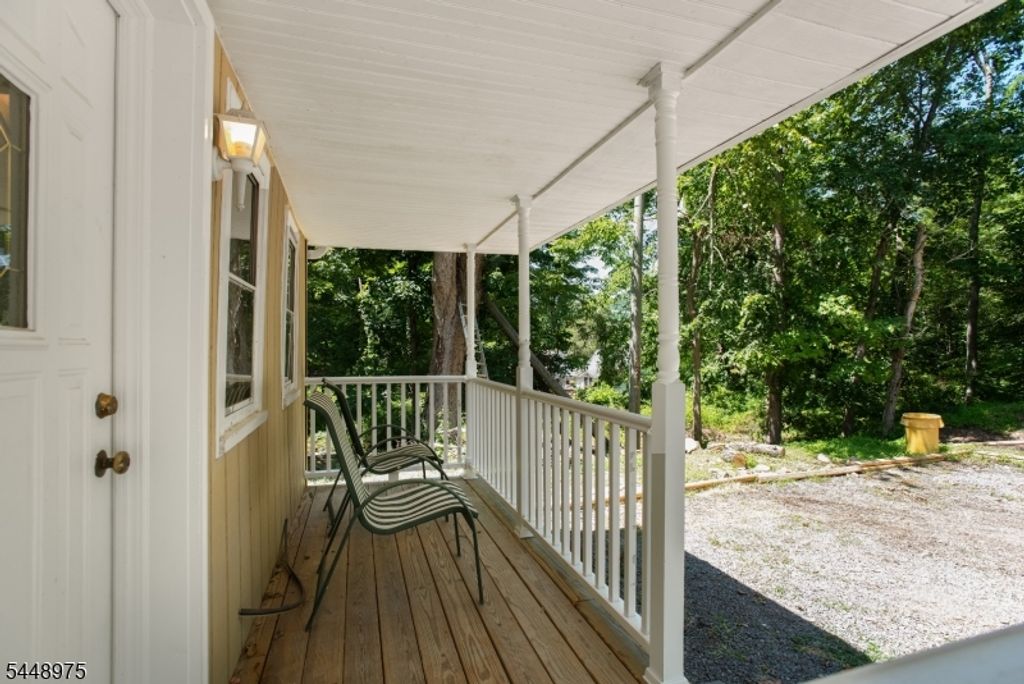 365 Bonnie Burn Rd, Watchung Boro, NJ 07069 — photo 3