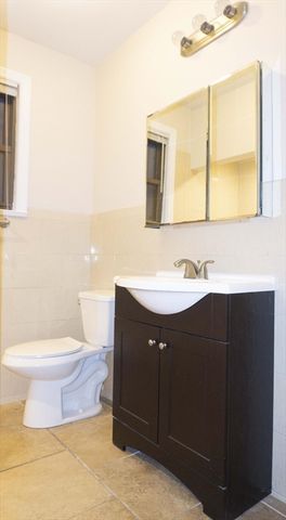75 Elm, Watertown, MA 02472
