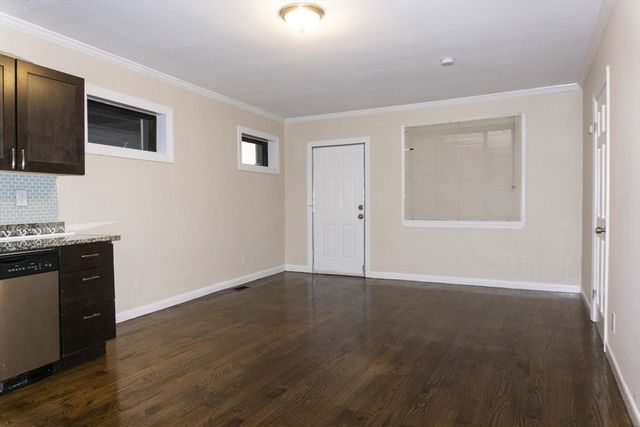 75 Elm, Watertown, MA 02472