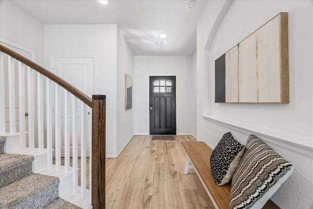 684 Sugar Cane RD, Buda, TX 78610