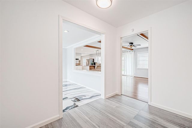 8002 Richmond Avenue, Houston, TX 77063