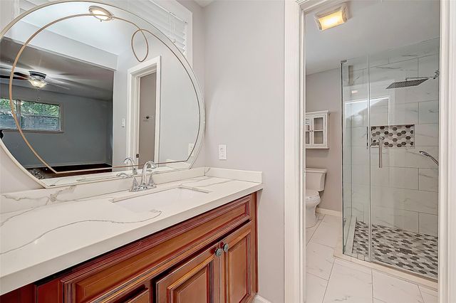 8002 Richmond Avenue, Houston, TX 77063
