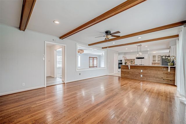 8002 Richmond Avenue, Houston, TX 77063