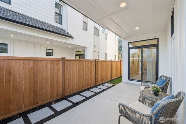 4265 Stossel Avenue, Carnation, WA 98014