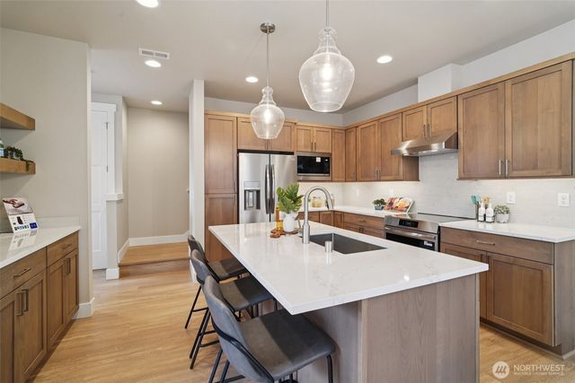 4265 Stossel Avenue, Carnation, WA 98014