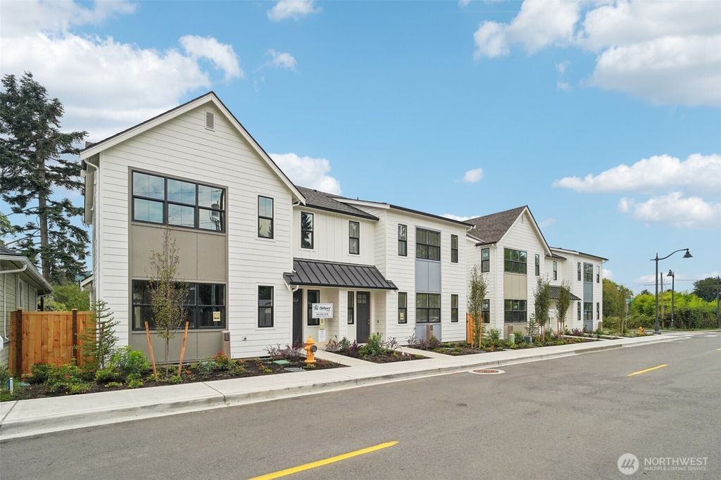 4265 Stossel Avenue, Carnation, WA 98014