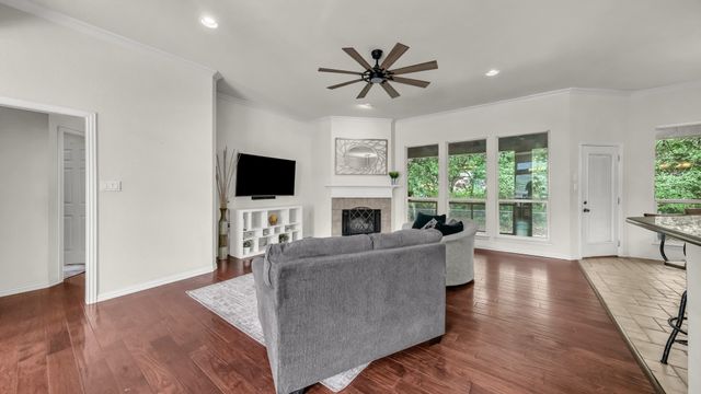203 Mockingbird Lane, Aledo, TX 76008