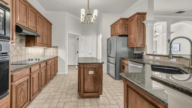 203 Mockingbird Lane, Aledo, TX 76008