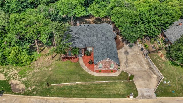 203 Mockingbird Lane, Aledo, TX 76008