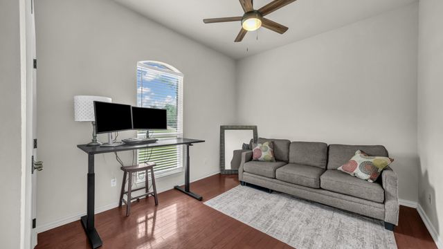 203 Mockingbird Lane, Aledo, TX 76008