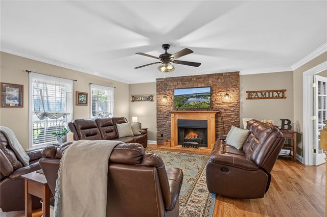 113 Panda Parkway, Tamassee, SC 29686