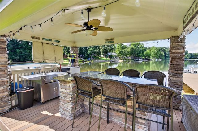113 Panda Parkway, Tamassee, SC 29686