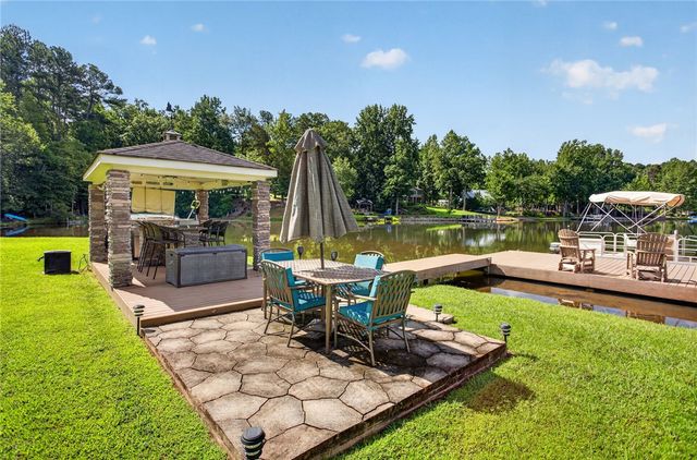 113 Panda Parkway, Tamassee, SC 29686